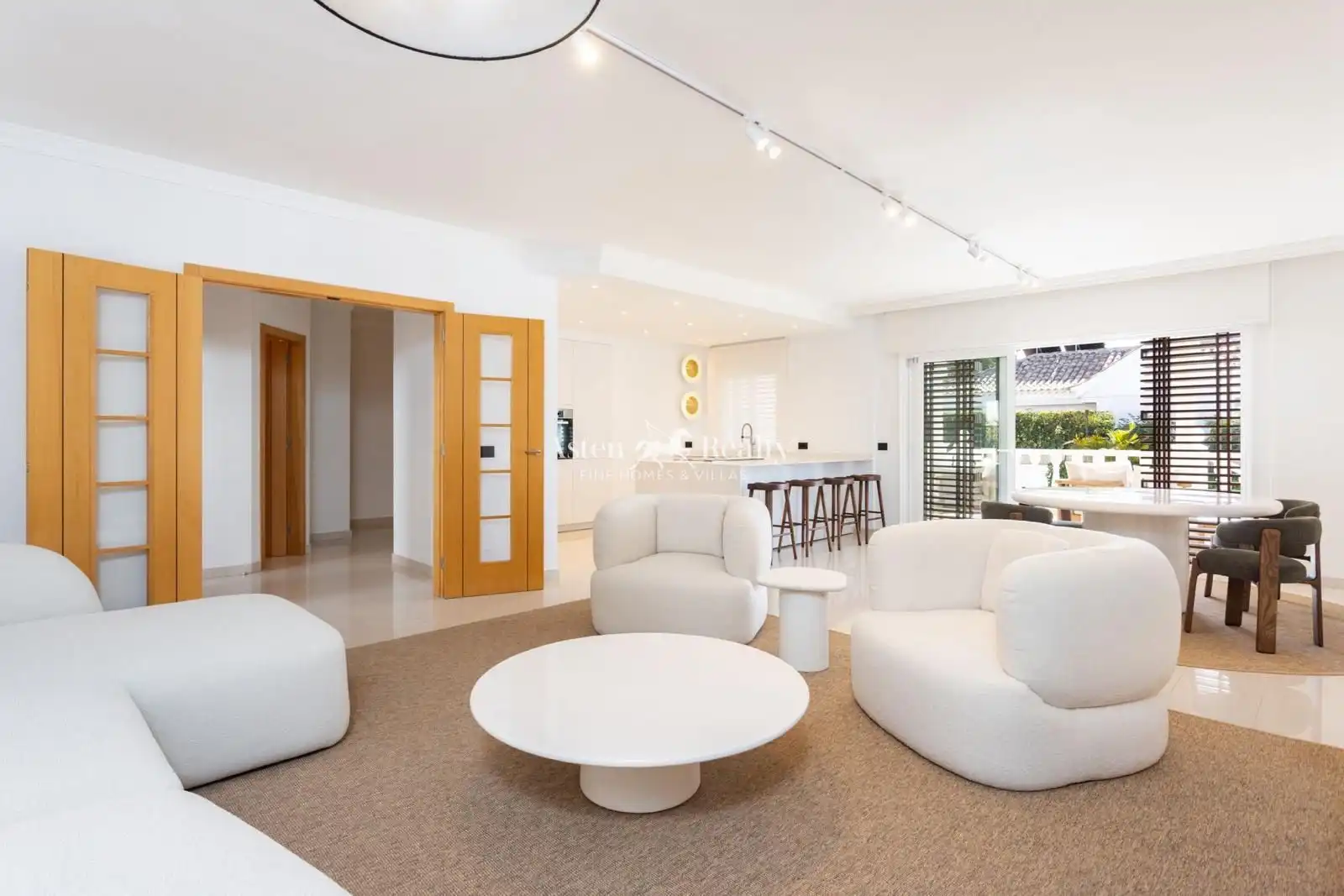Casa con piscina en venta en Samarin, imagen 16