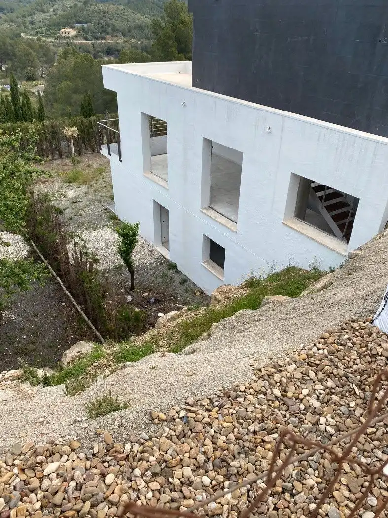 Vista exterior de Edifici en venda en Riudecanyes