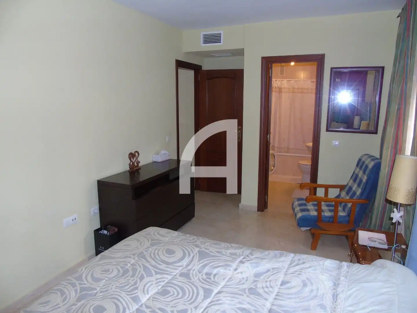 Bedroom of Flat for sale in Fuengirola  with Air Conditioner, Heating and Terrace