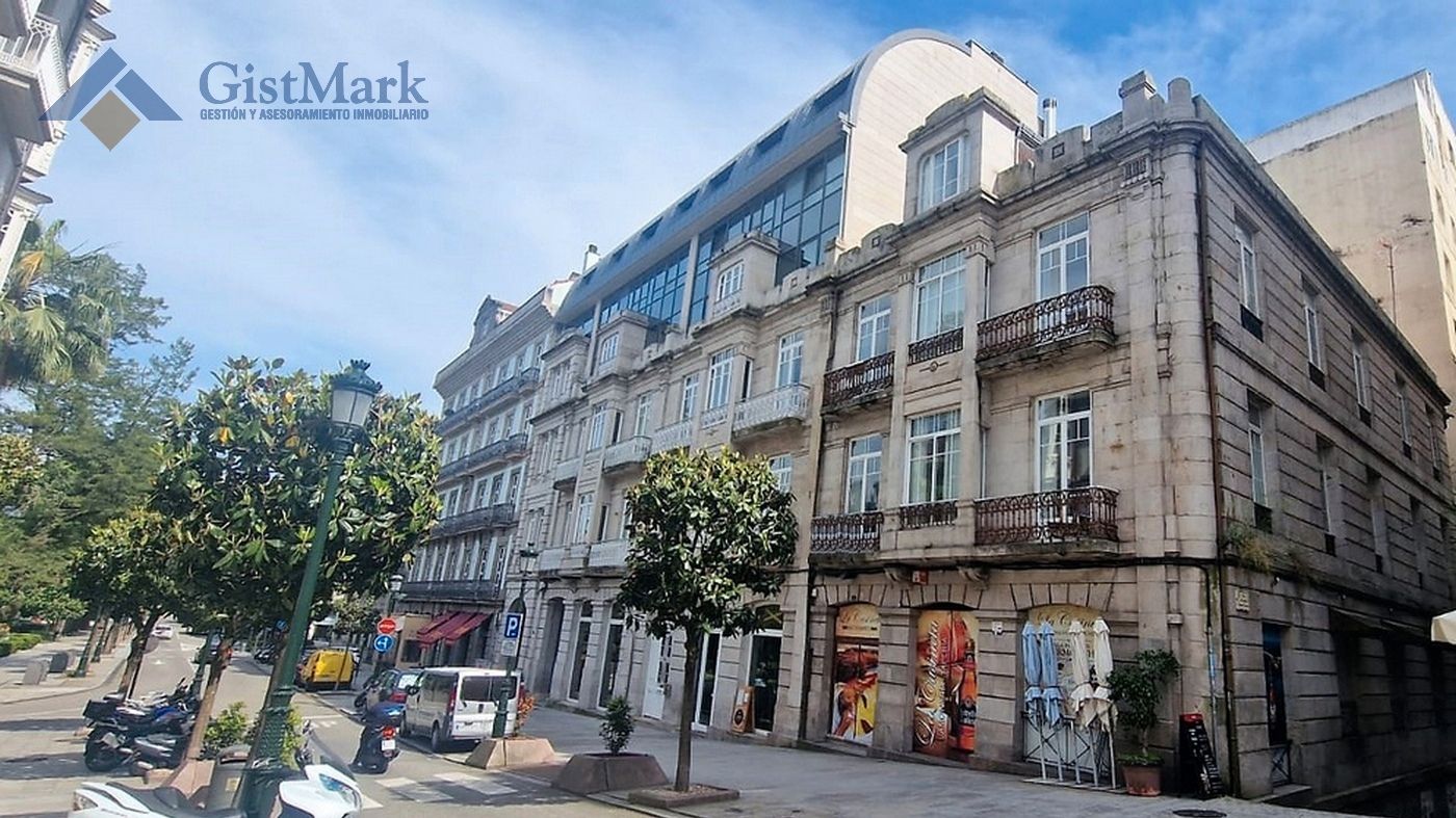 Exterior view of Building for sale in Vigo 