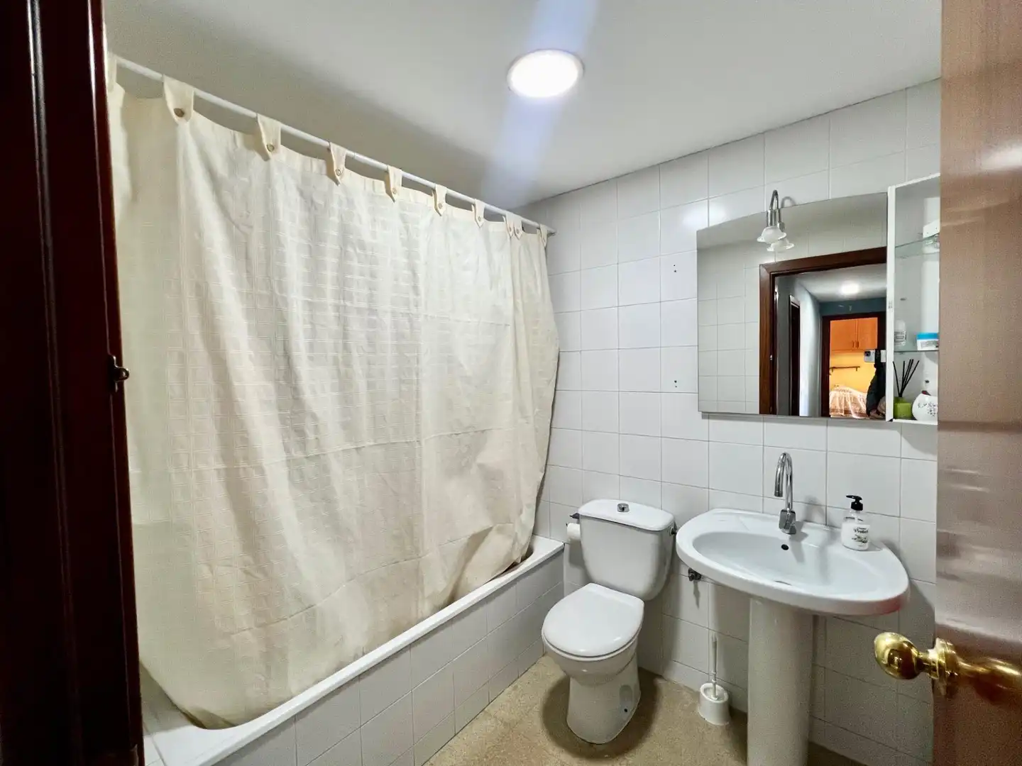 Baño de Piso en venta en Sabadell con Aire acondicionado, Trastero y Balcón