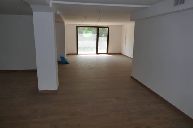 Local comercial en Alquiler en de Ribes, 49 en Ripoll