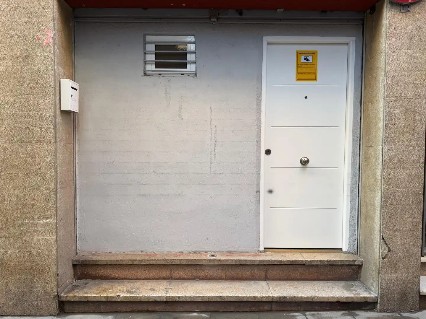 Vista exterior de Estudio en venta en Barcelona con Amueblado