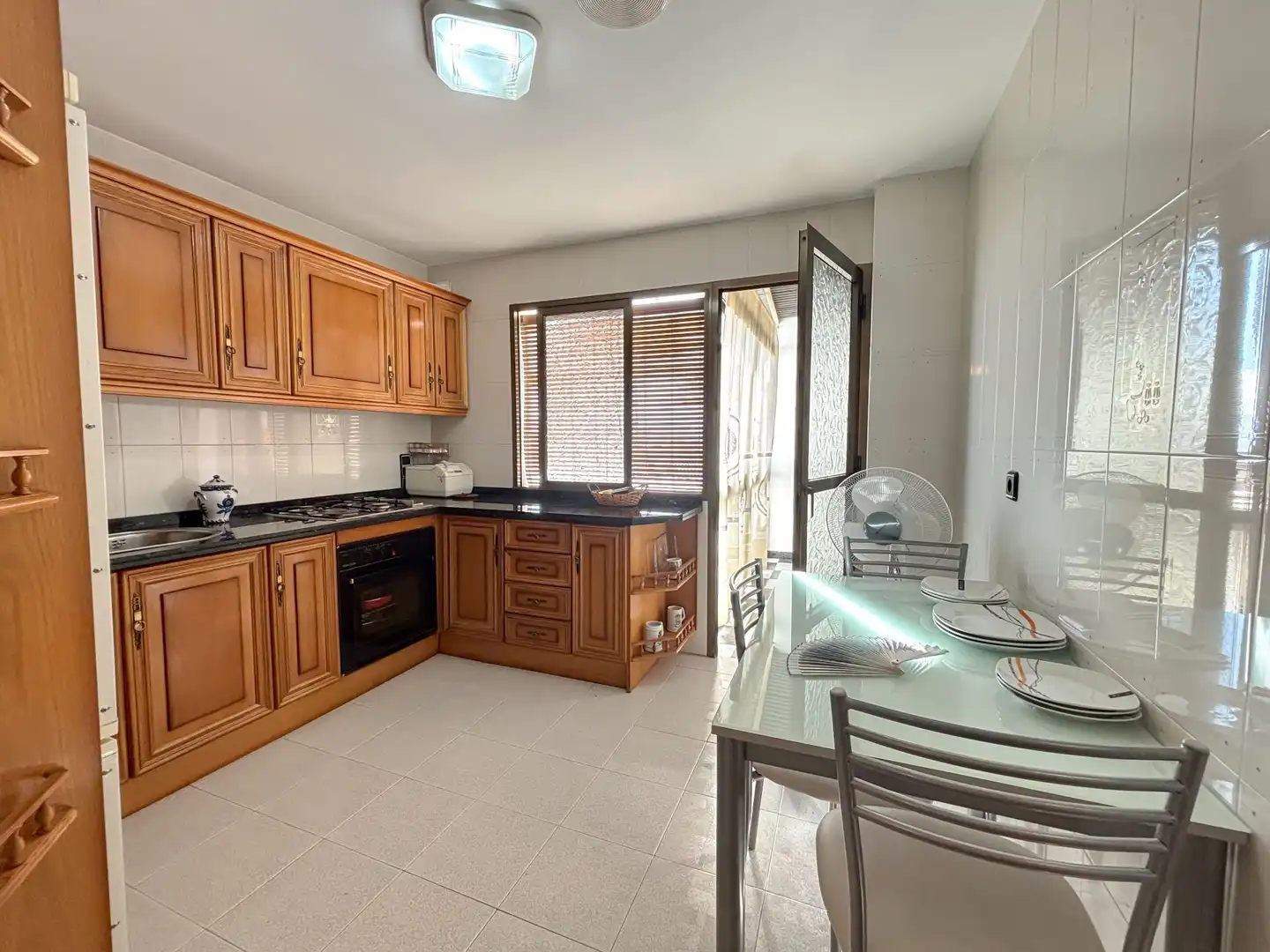 Kitchen of Houses for sale in Atarfe  with Terrace and Storage room