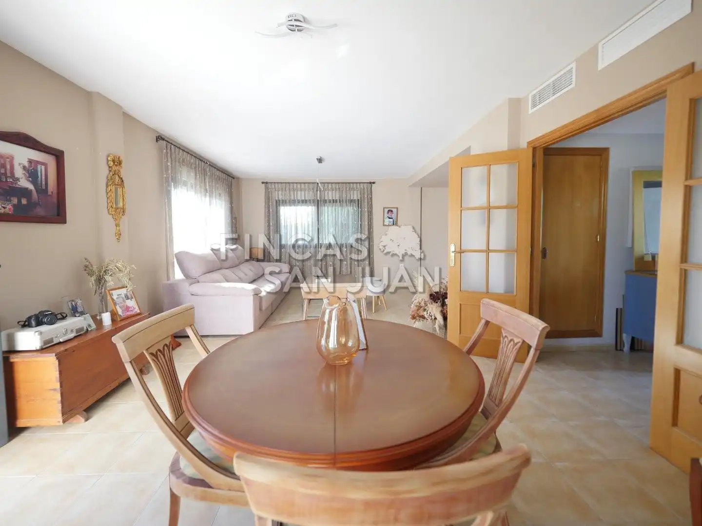 Sala d'estar de Casa o xalet en venda en Centro  
