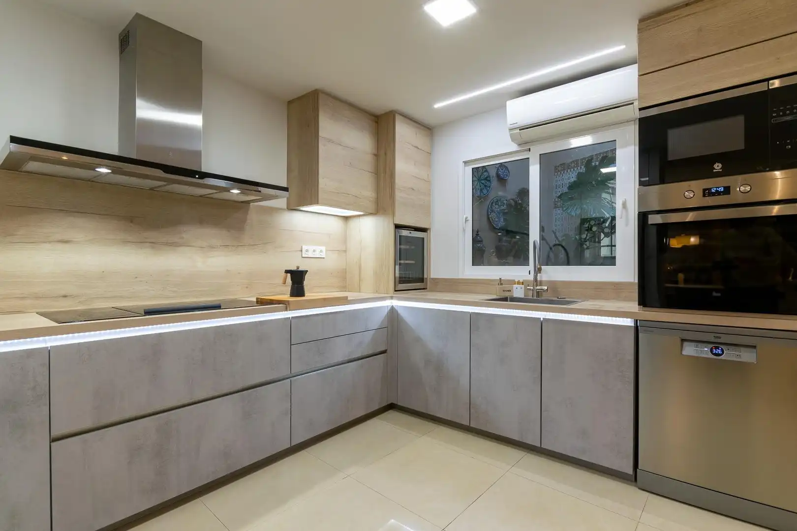 Cocina de Piso en venta en Crevillent con Aire acondicionado, Terraza y Trastero