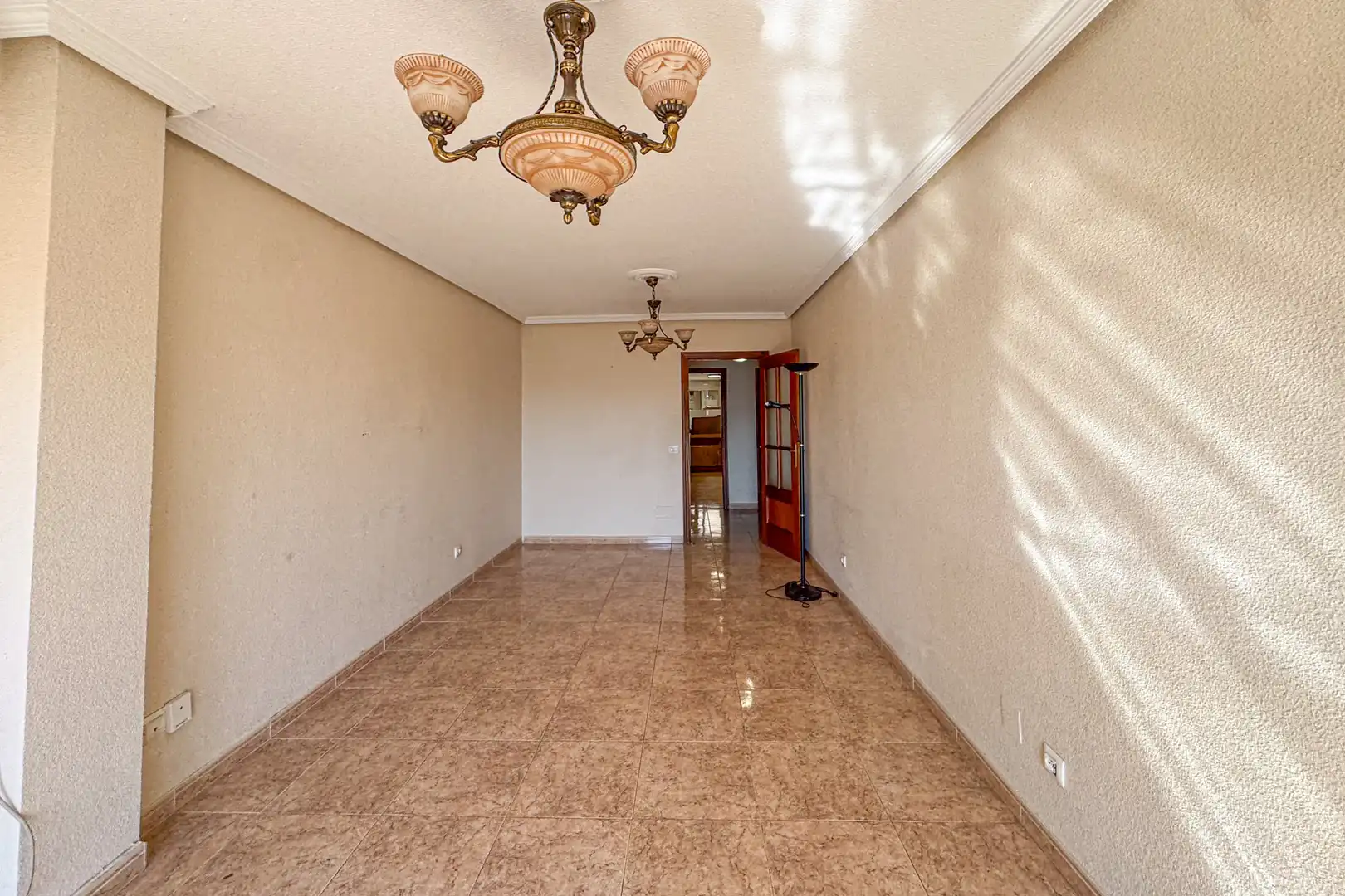 Piso en venta en Almería con Aire acondicionado y Calefacción