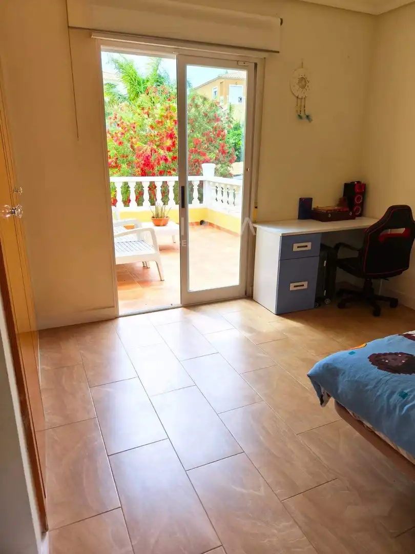 Balcony of Houses for sale in L'Alfàs del Pi  with Heating, Private garden and Terrace