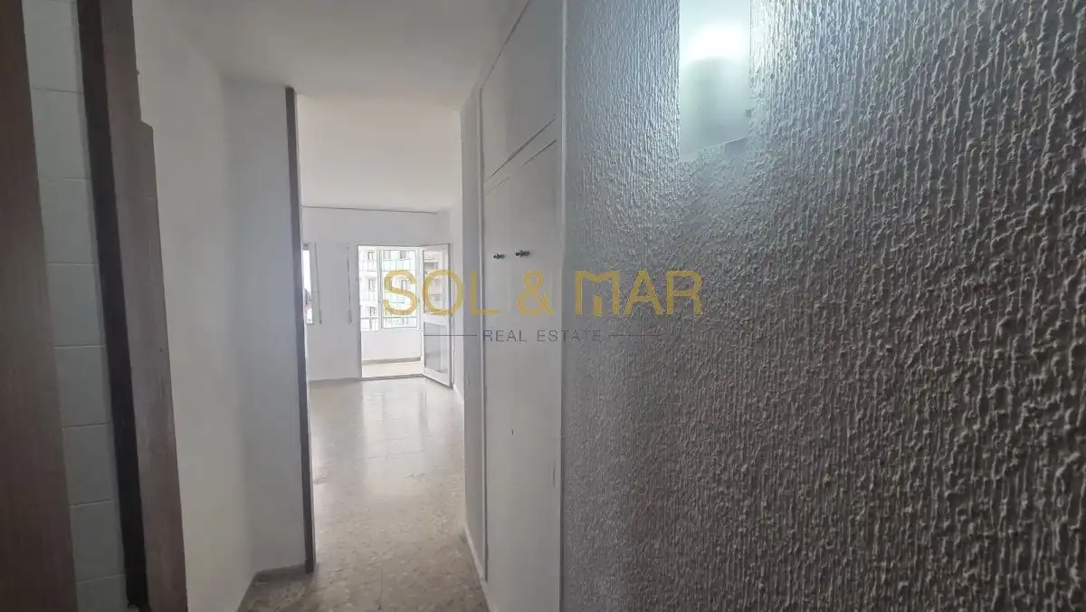 Wohnung zum Verkauf in Torremolinos mit Heizung, Terrasse und Gemeinschaftspool