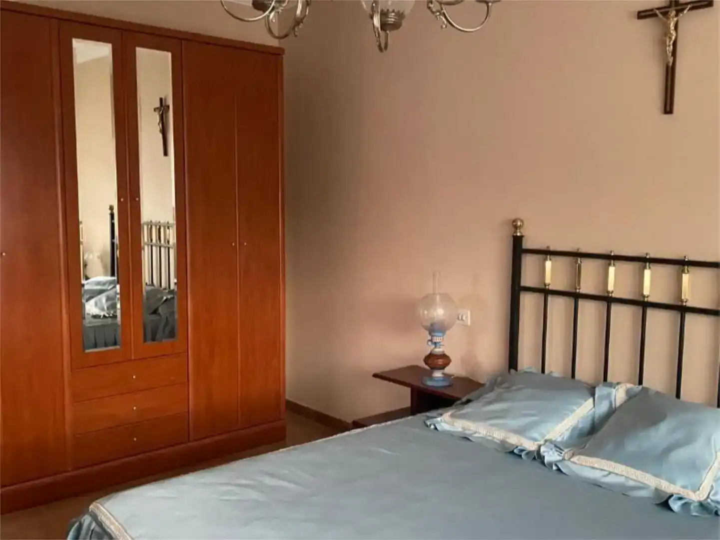 Habitación de Piso en venta en Ponteceso con Amueblado y Balcón