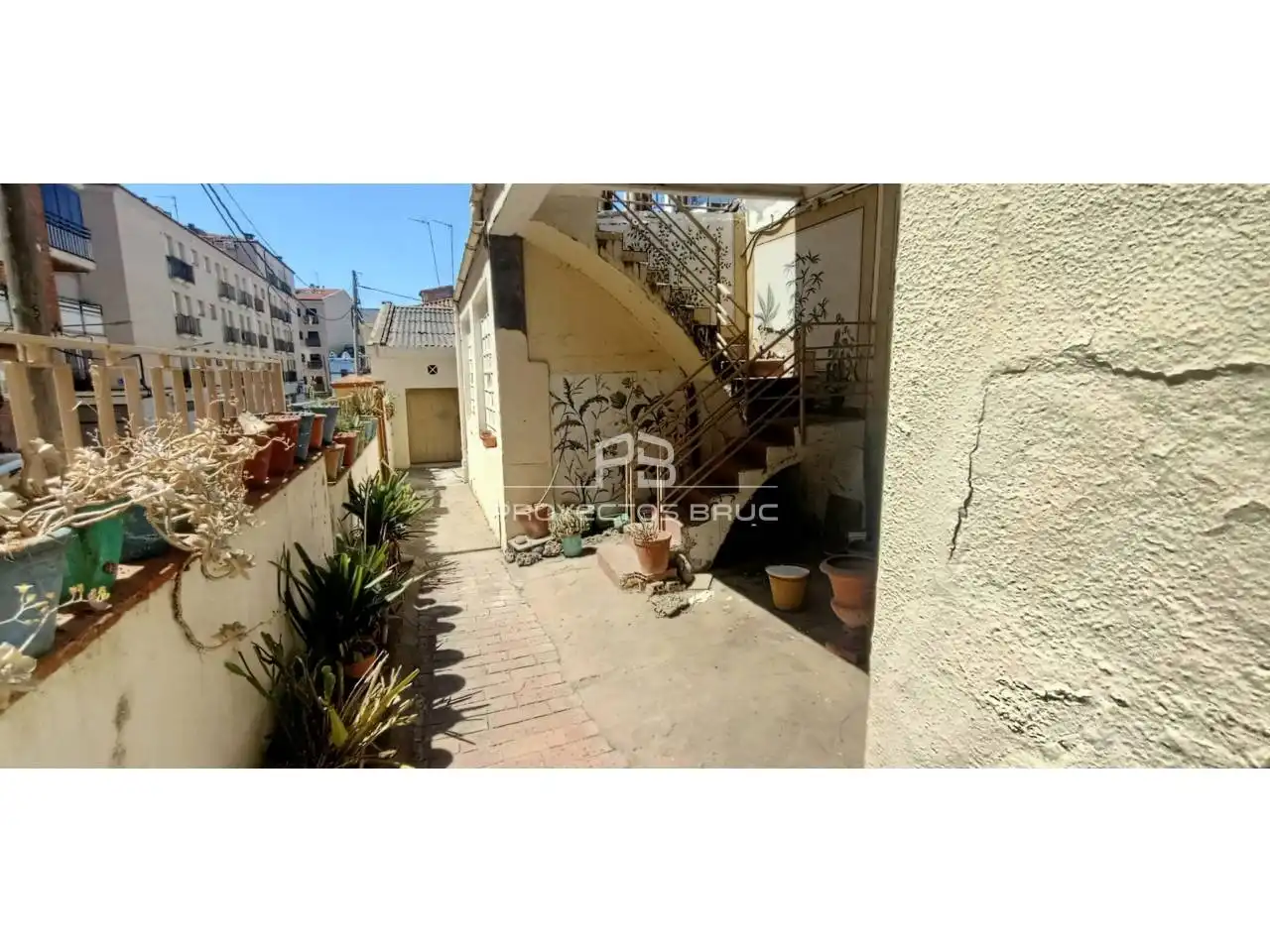 Vista exterior de Casa o chalet en venta en Esparreguera con Terraza