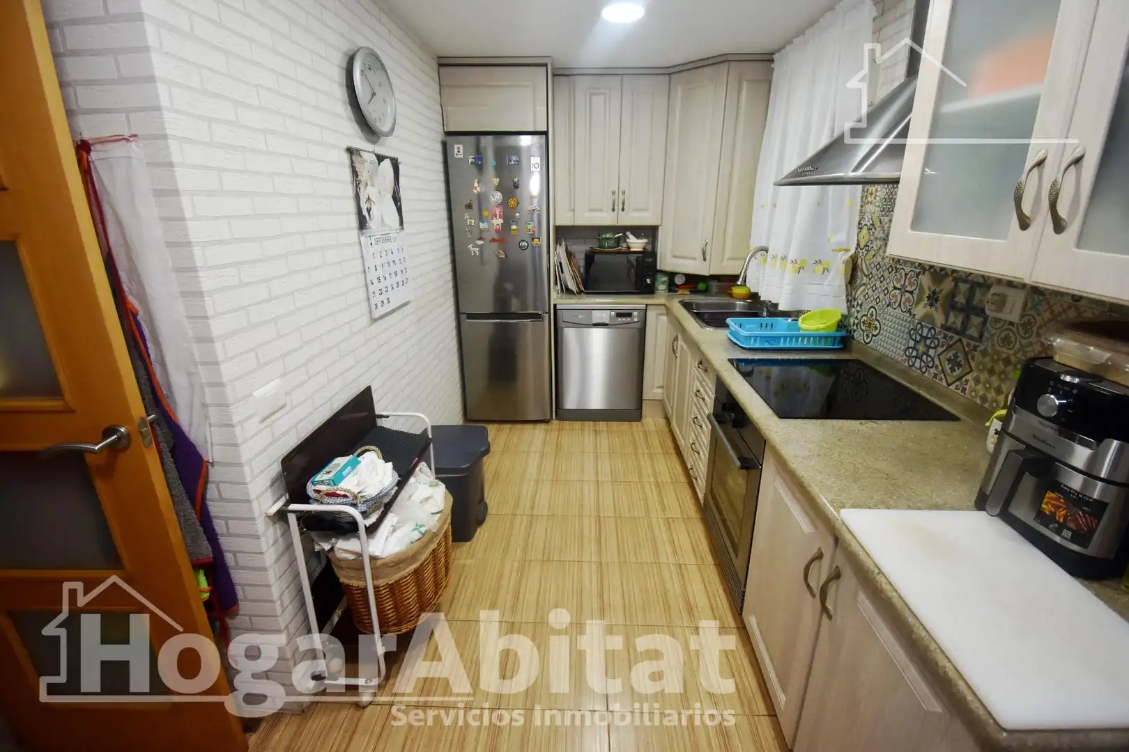 Kitchen of Houses for sale in Oeste