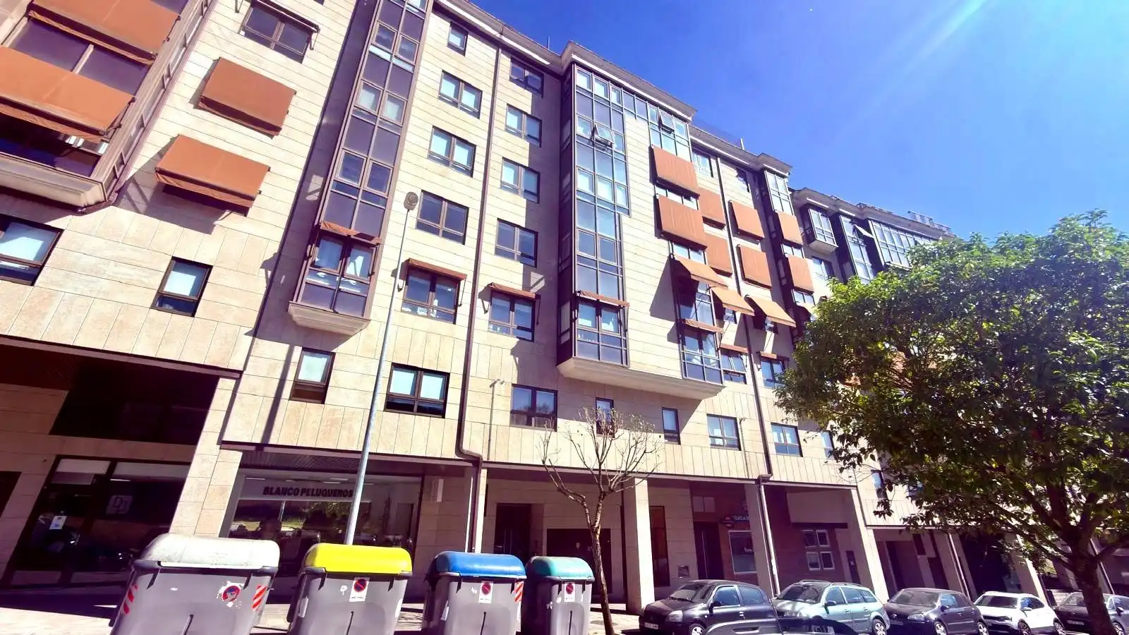 Vista exterior de Dúplex en venta en Ourense Capital  con Aire acondicionado, Calefacción y Terraza