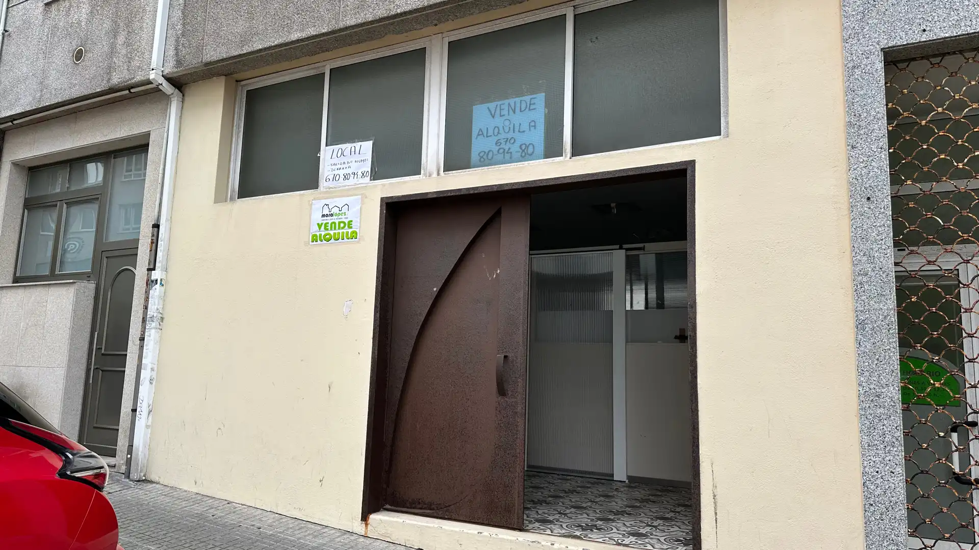 Vista exterior de Local en venta en A Coruña Capital  con Terraza