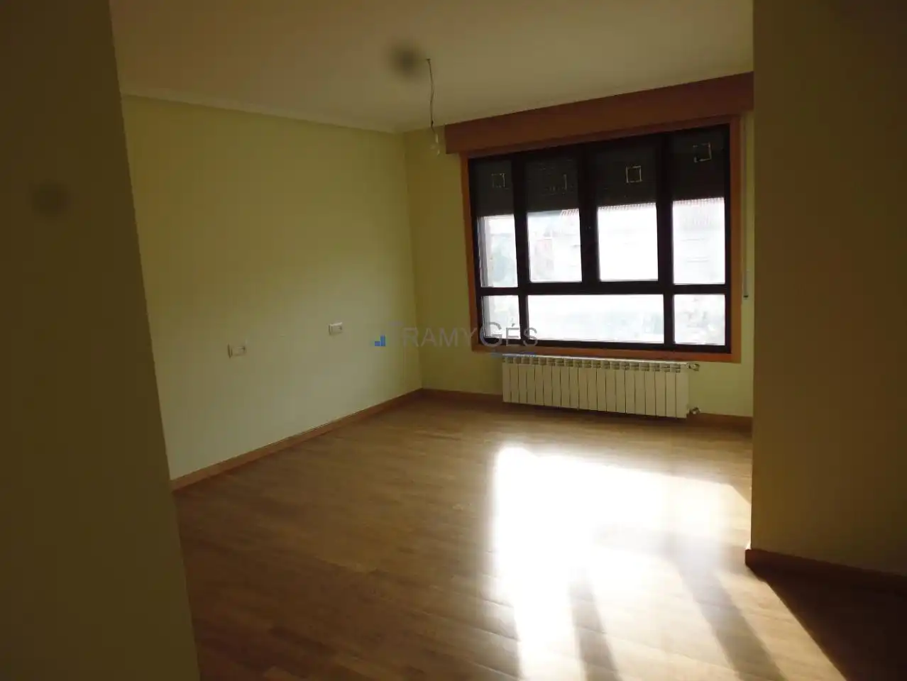 Schlafzimmer von Einfamilien-Reihenhaus zum Verkauf in Baiona mit Heizung, Privatgarten und Parkett