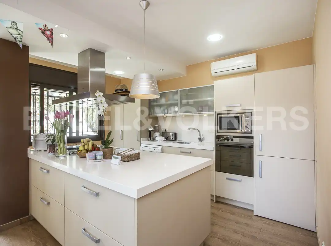 Kitchen of Houses for sale in Castelldefels  with Air Conditioner, Heating and Private garden