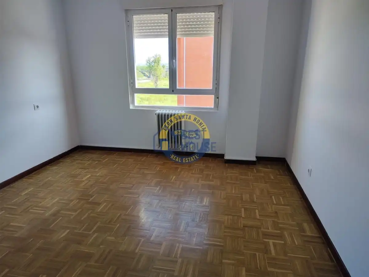 Flat with lift for sale in Trobajo del Camino, imagen 12