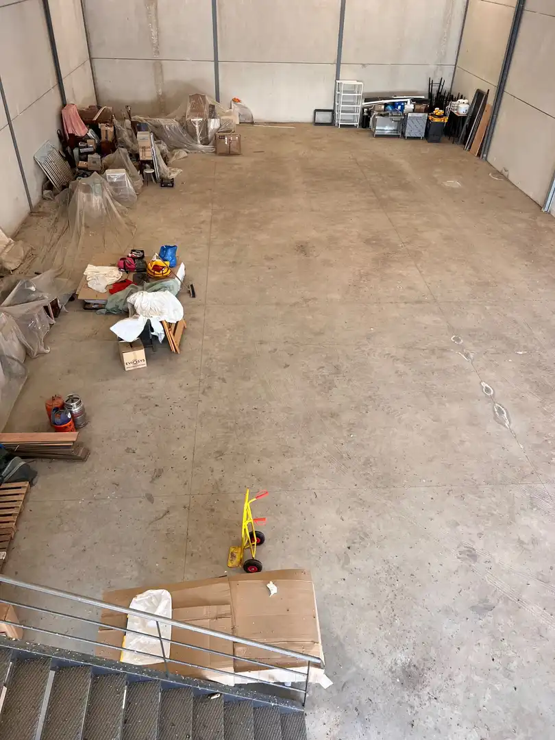 Nave industrial de alquiler en Salteras