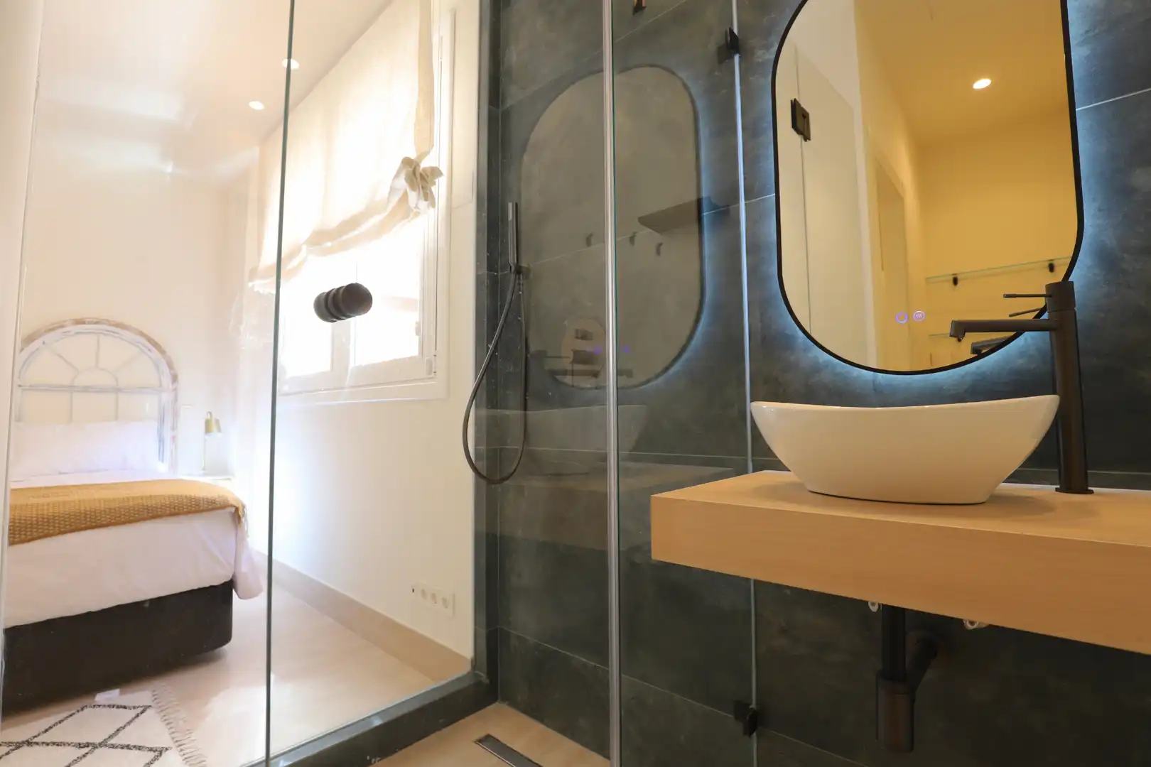 Badezimmer von Gebäude zum Verkauf in Madrid mit Alarm