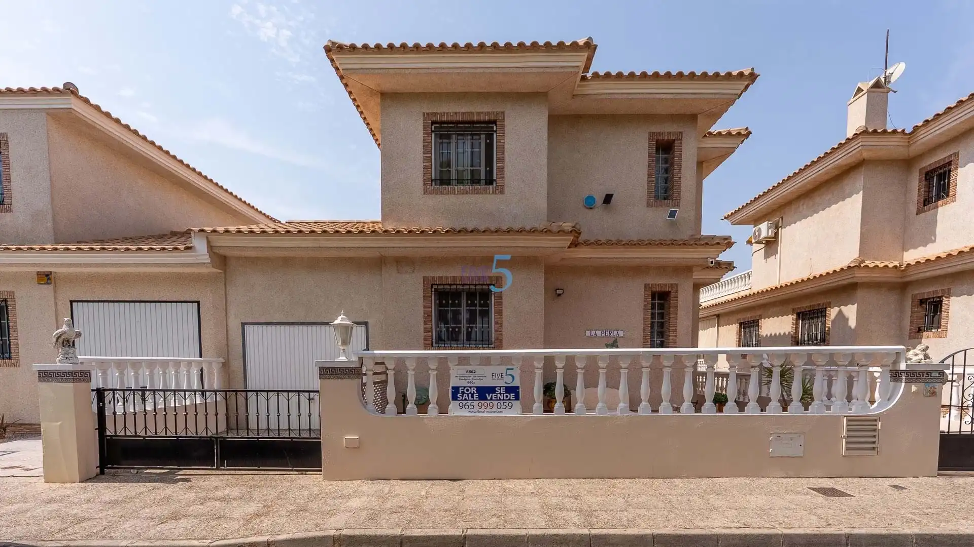 House with terrace for sale in Orihuela Costa, imagen 2