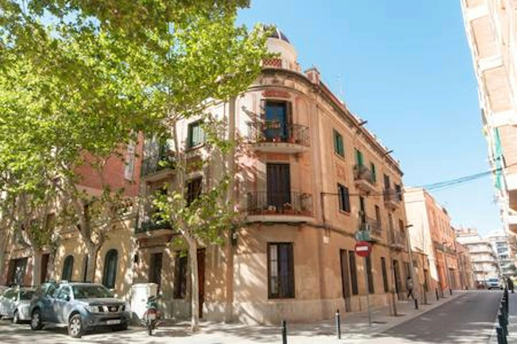 Exterior view of Flat to rent in  Barcelona Capital  with Heating, Furnished and Washing machine