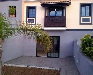 Exterior view of Single-family semi-detached to rent in Santa Úrsula  with Private garden and Community pool