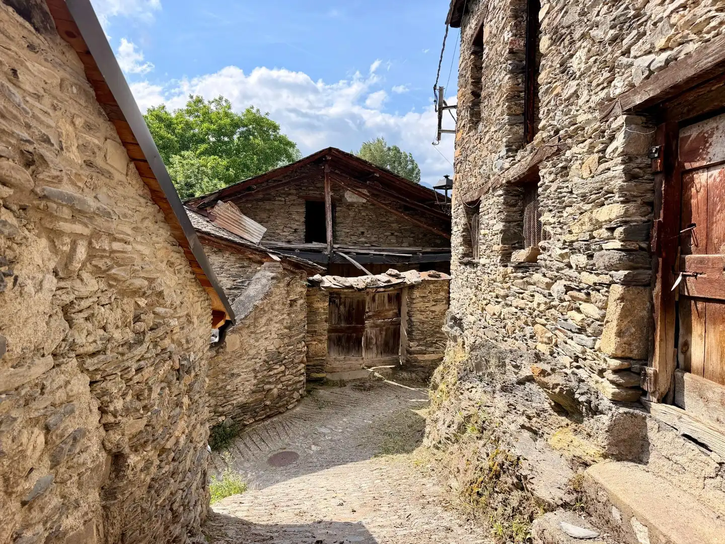 Vista exterior de Finca rústica en venda en Farrera