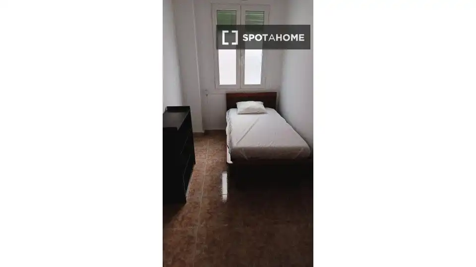 Schlafzimmer von Wohnung zur Miete in Barcelona mit Klimaanlage, Heizung und Möbliert