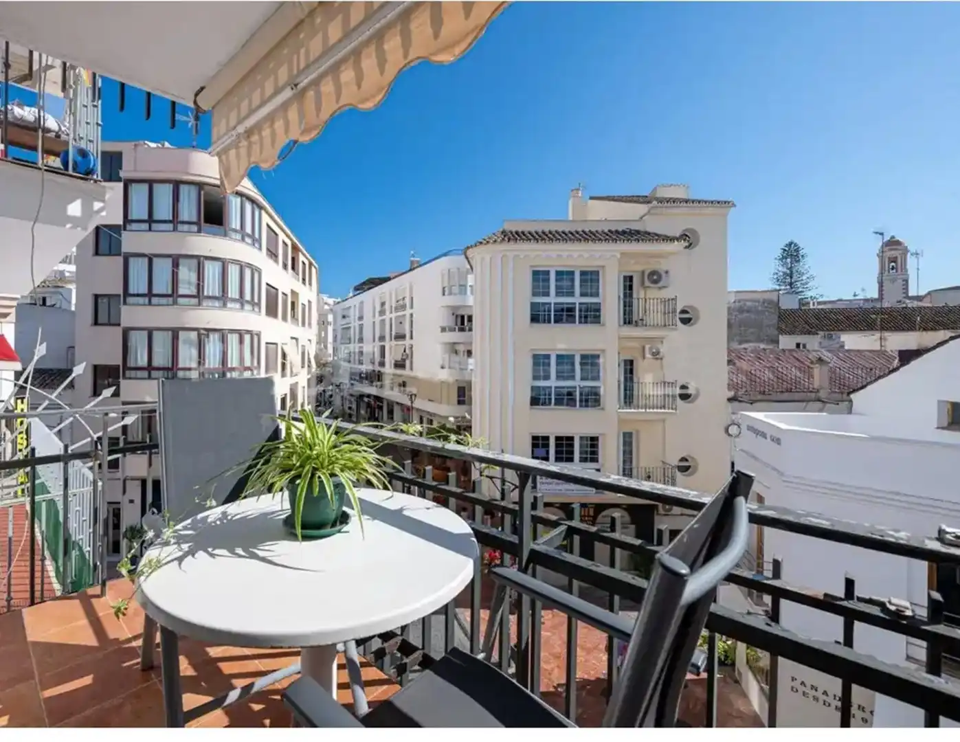 Apartamento con terraza en venta en Estepona Pueblo, imagen 5