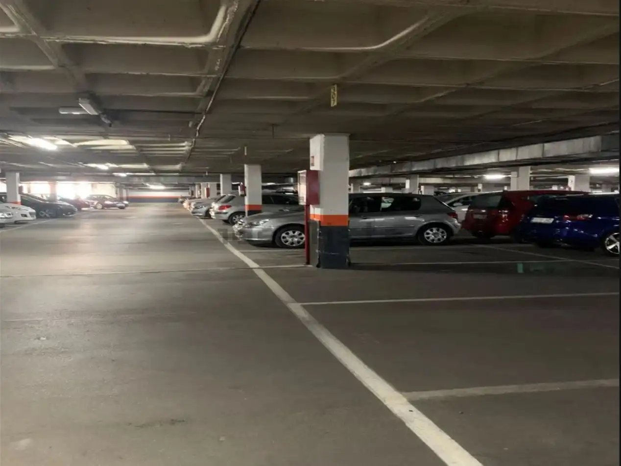 Einzelparkplatz zur Miete in C/ Florencia 3, imagen 4