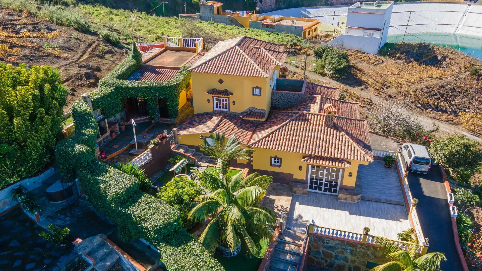 Exterior view of Houses for sale in La Orotava  with Heating, Private garden and Storage room
