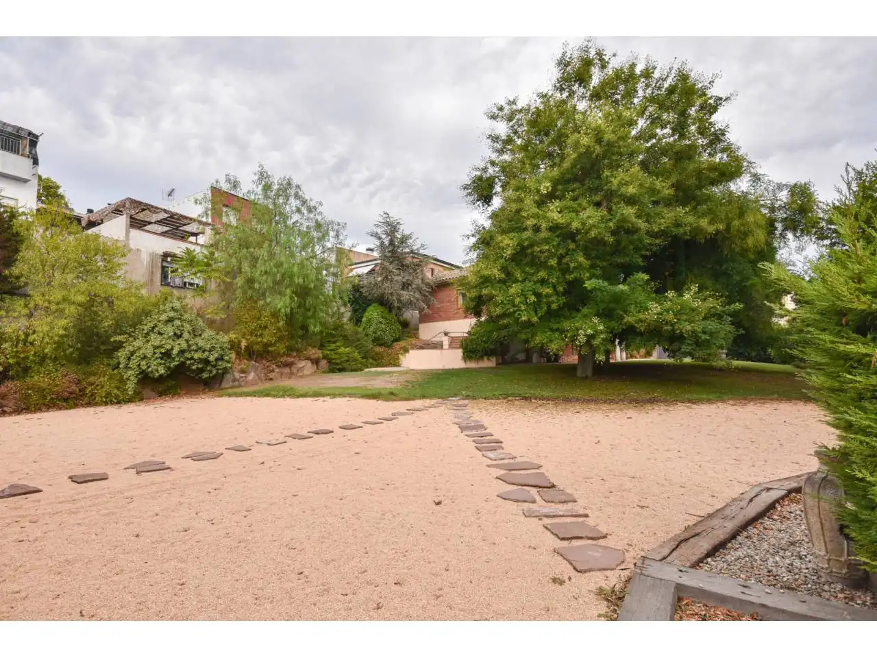 Jardín de Casa o chalet en venta en Granollers con Calefacción, Jardín privado y Parquet