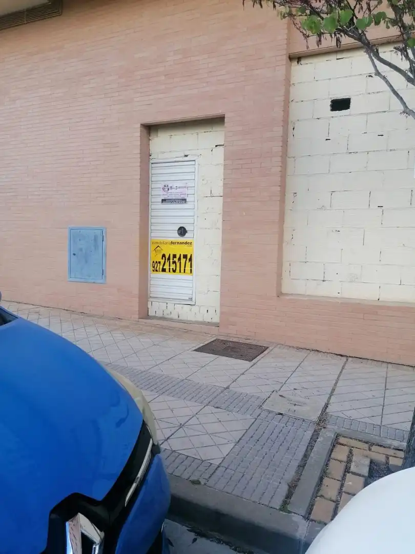 Gewerbefläche zum Verkauf in Nuevo Cáceres