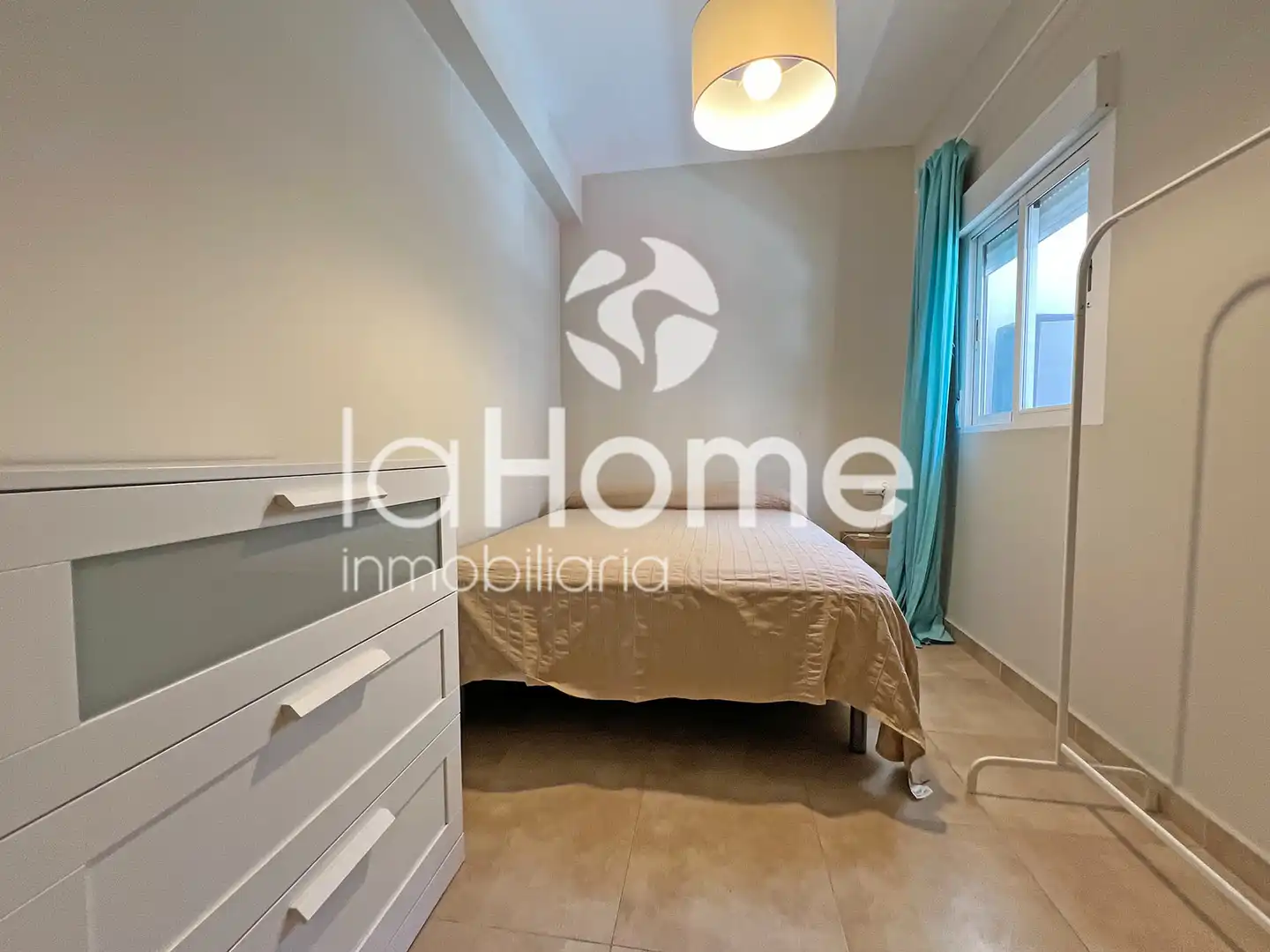 Bedroom of Flat for sale in Sueca  with Air Conditioner, Terrace and Furnished