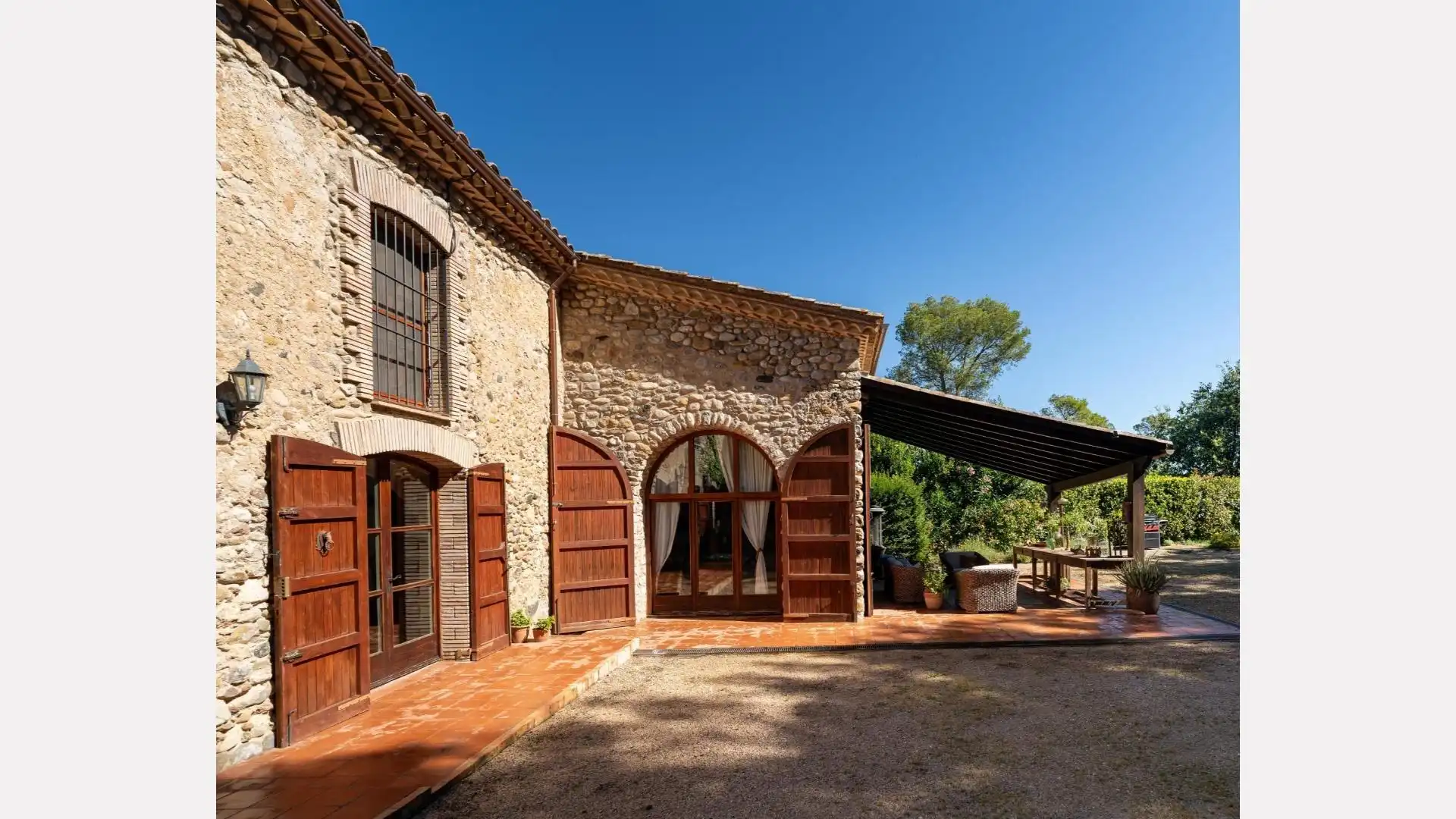 Vista exterior de Finca rústica en venta en Esponellà con Aire acondicionado, Calefacción y Jardín privado