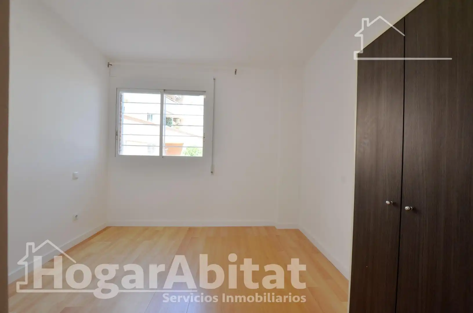 Bedroom of Flat for sale in Gandia  with Parquet flooring and Balcony