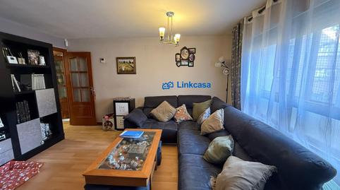 Foto 2 de Piso en venta en  Calella, Portazgo, Madrid