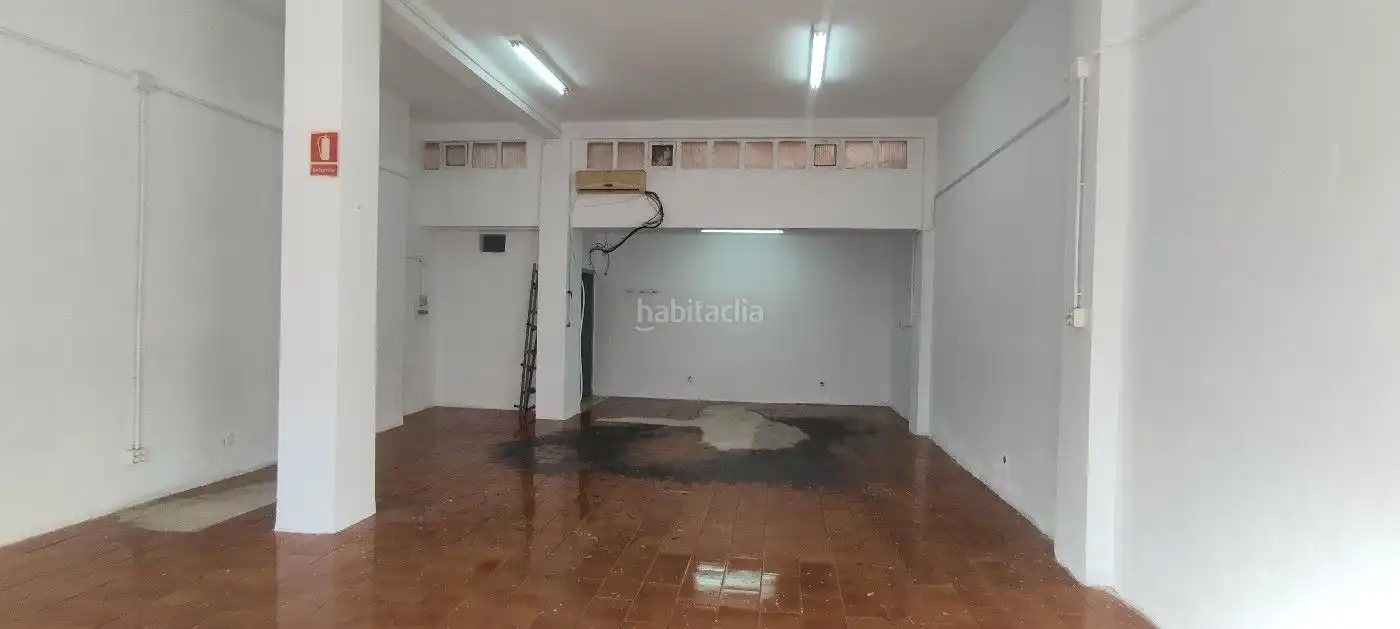 Local comercial en venda a Carrer Riu Montsant 10, imagen 6