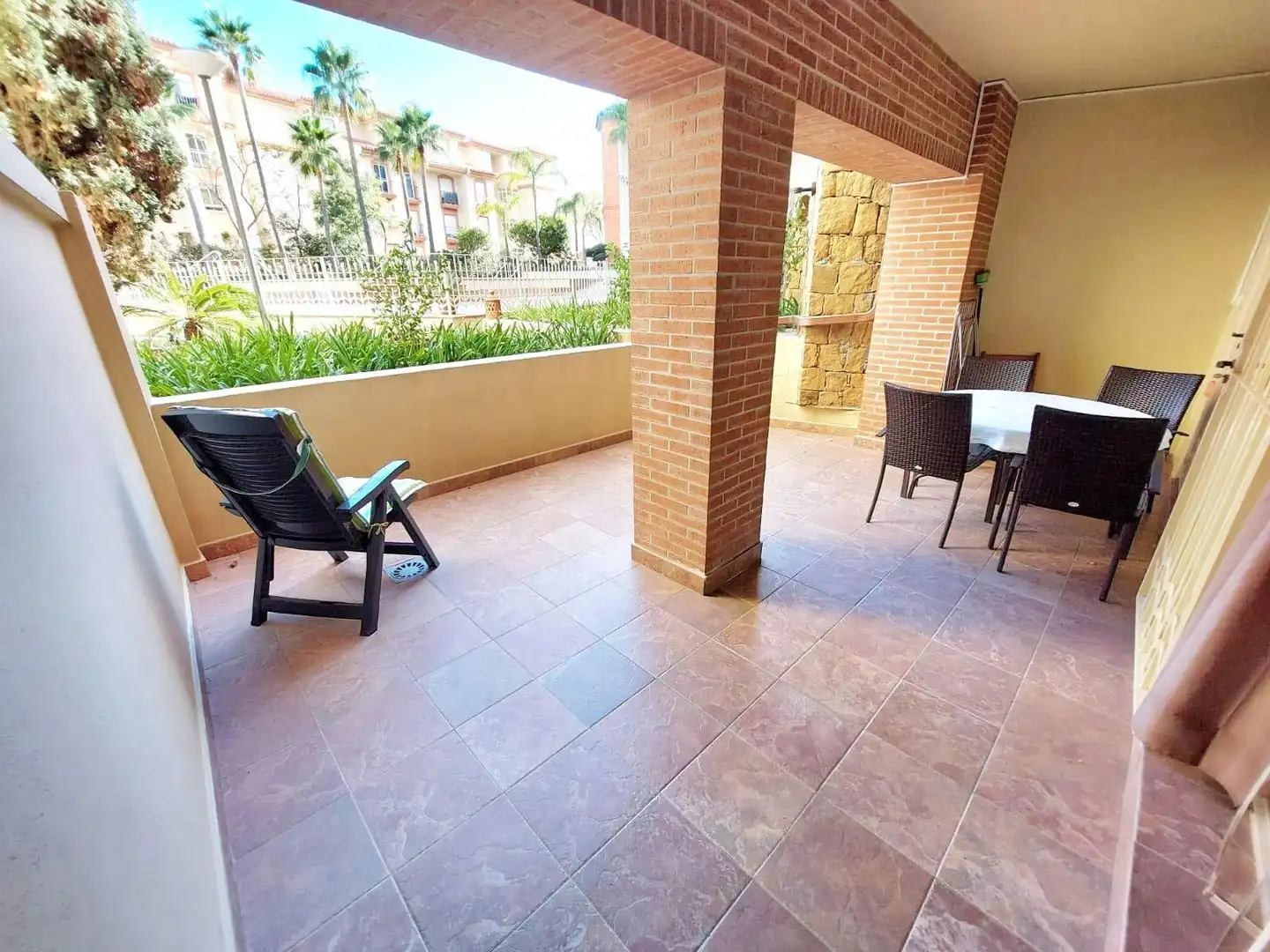 Piso con piscina en venta en GANDHI, imagen 4