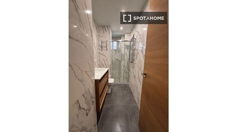 Foto 2 de Habitació a Santutxu - Basarrate, Bilbao