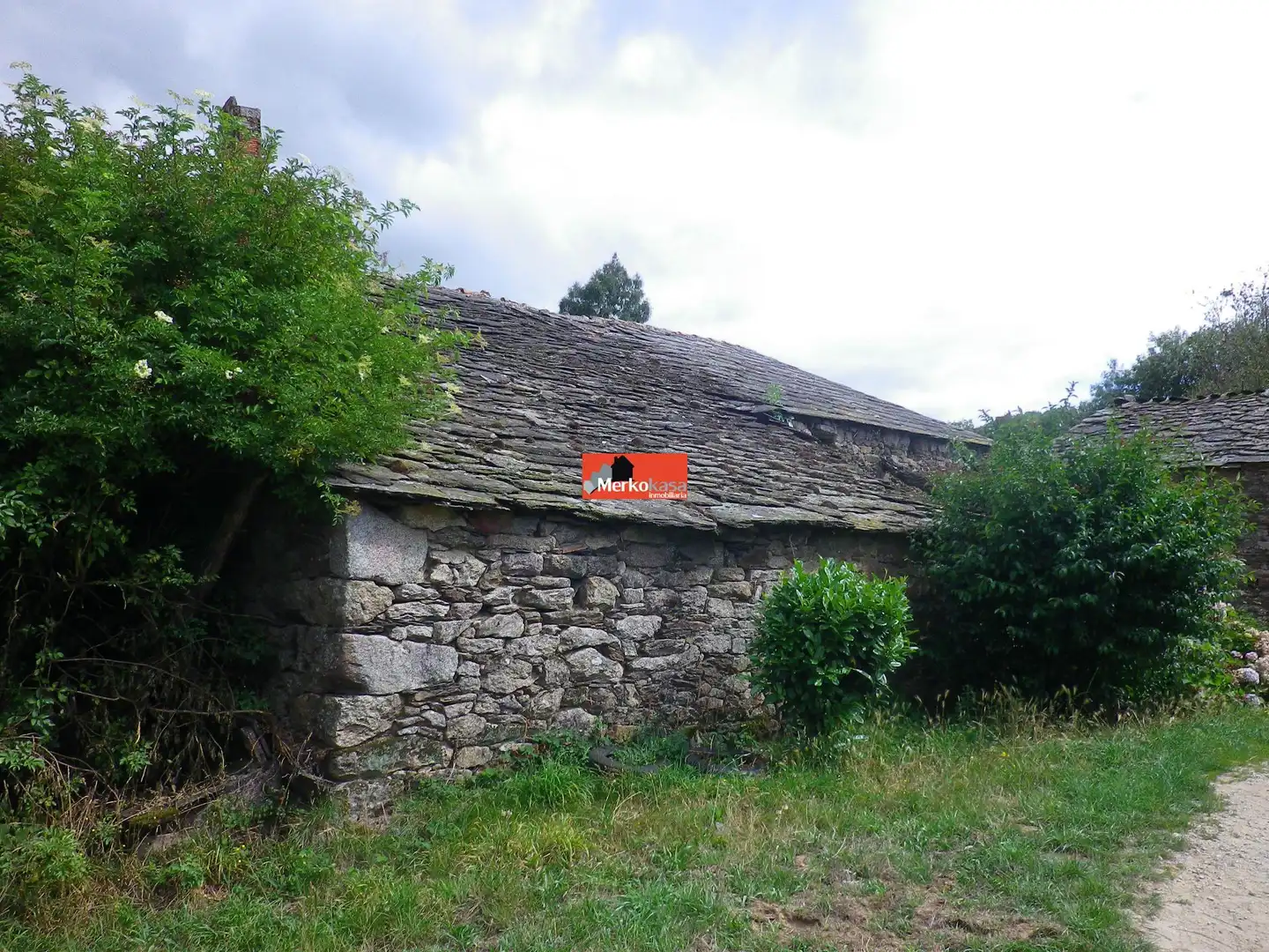 Finca rústica en venta en Friol