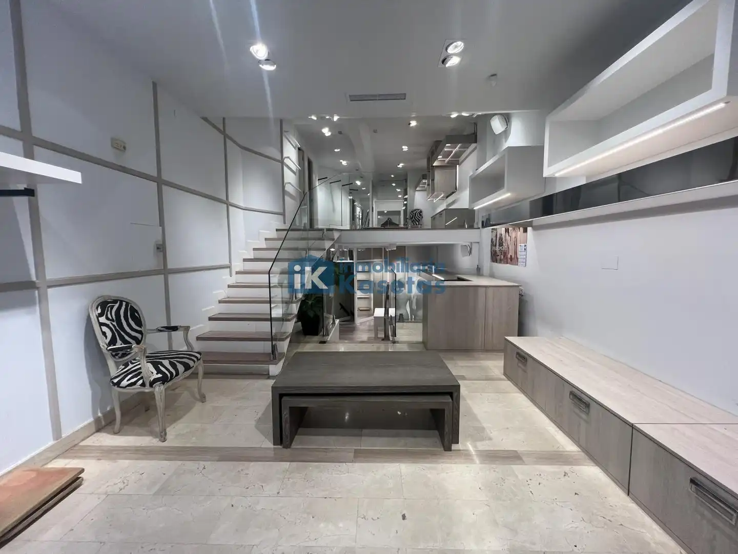 Geschaftsraum zur Miete in Basauri 