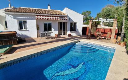 Swimming pool of House or chalet for sale in Viñuela