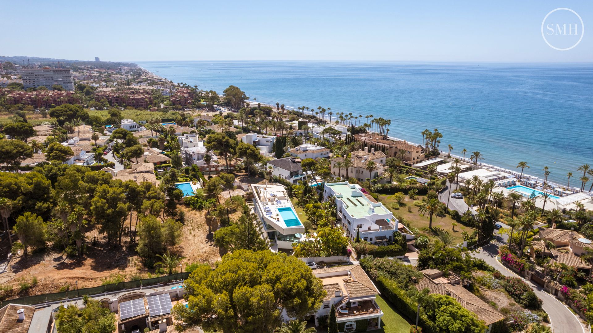 Exterior view of House or chalet for sale in Marbella  with Air Conditioner, Heating and Private garden