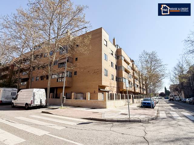 Piso en Venta en Calle Pablo Palazuelo en Tenería I – La Tenería II