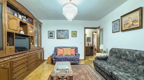 Foto 3 de Pis en venda a Calle de Badalona, Tres Olivos - Valverde,  Madrid Capital