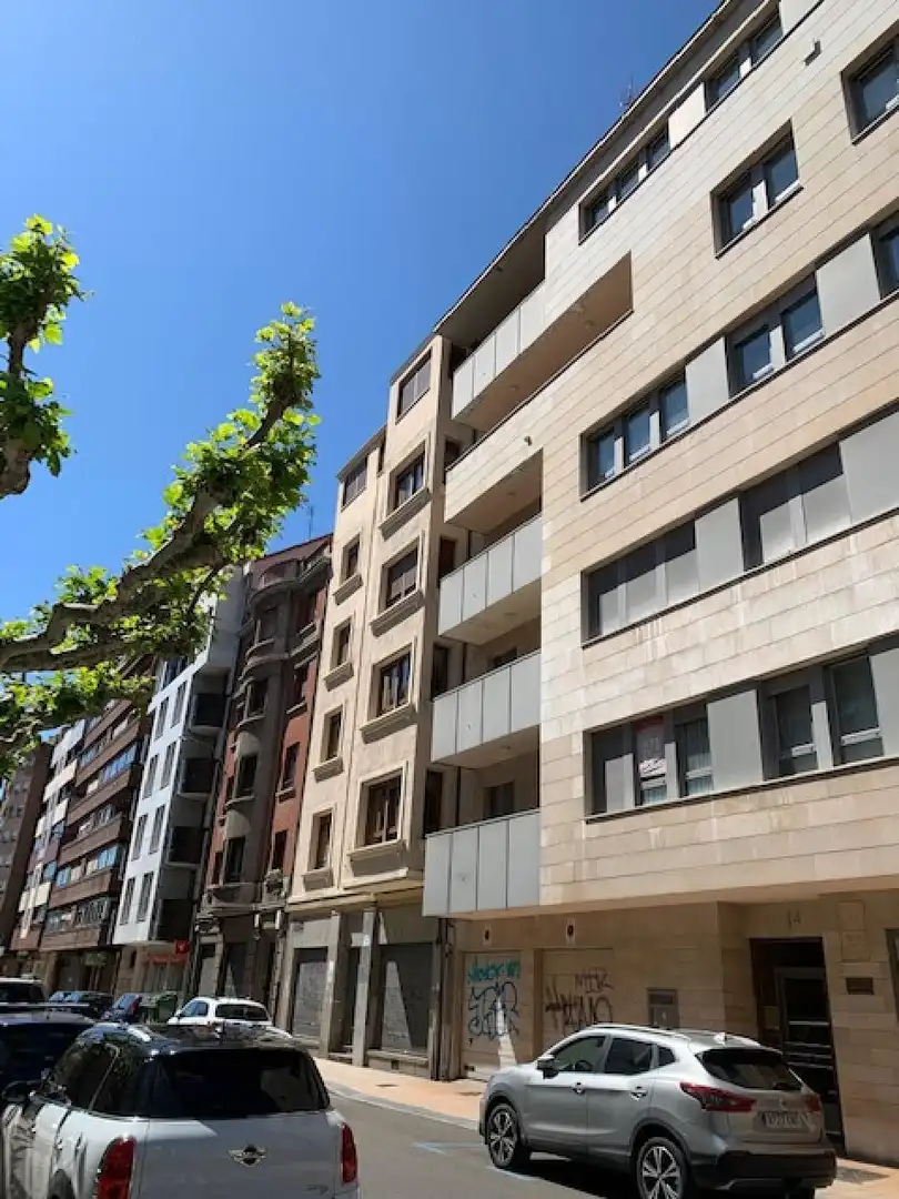 Apartament de lloguer a Calle Bernardo Del Carpio, Centro Ciudad