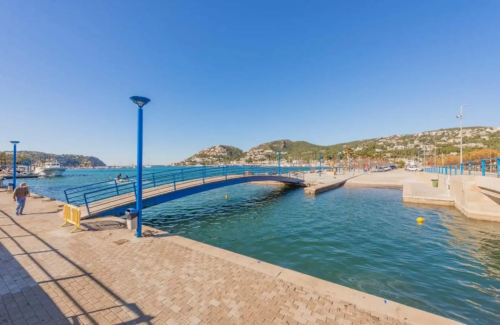 Exterior view of Flat for rent in Port d'Andratx