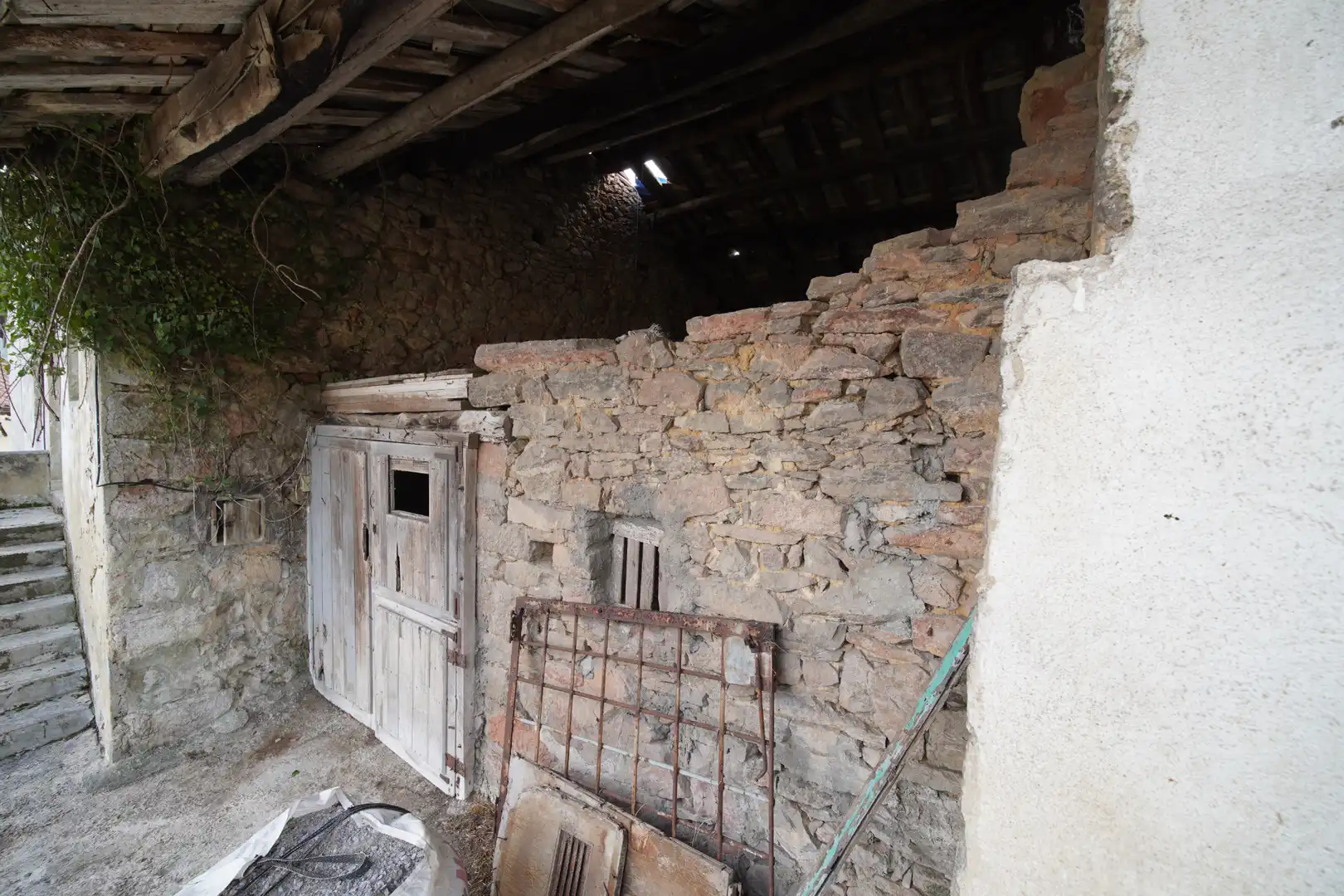 Casa adosada en venta en Illas con Terraza y Trastero