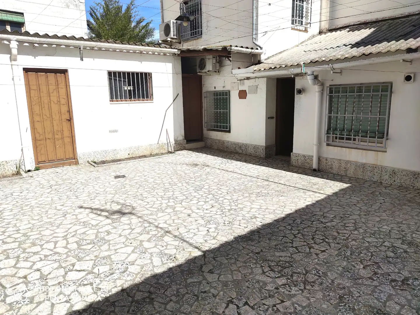 Vista exterior de Casa o chalet en venta en  Granada Capital